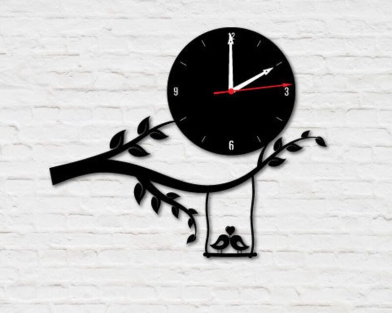 Silueta de reloj para corte láser CNC - Diseño personalizable y preciso