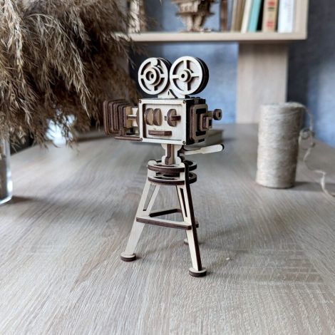 Cámara de vídeo retro en madera contrachapada 3D - Archivo SVG para corte láser