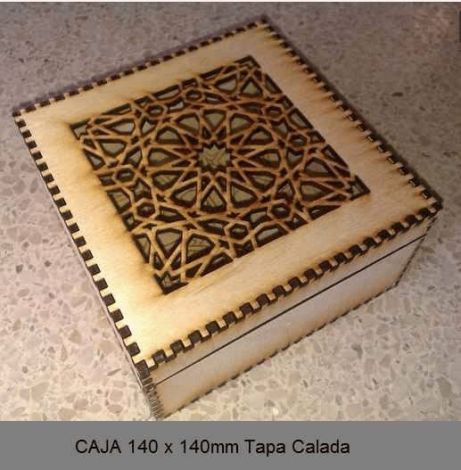 Caja decorativa con tapa calada