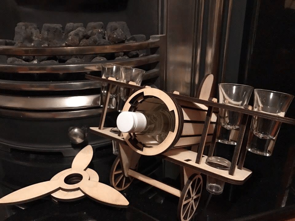 Avión para Shots y Vasos: Tu Estilo de Fiesta Ideal