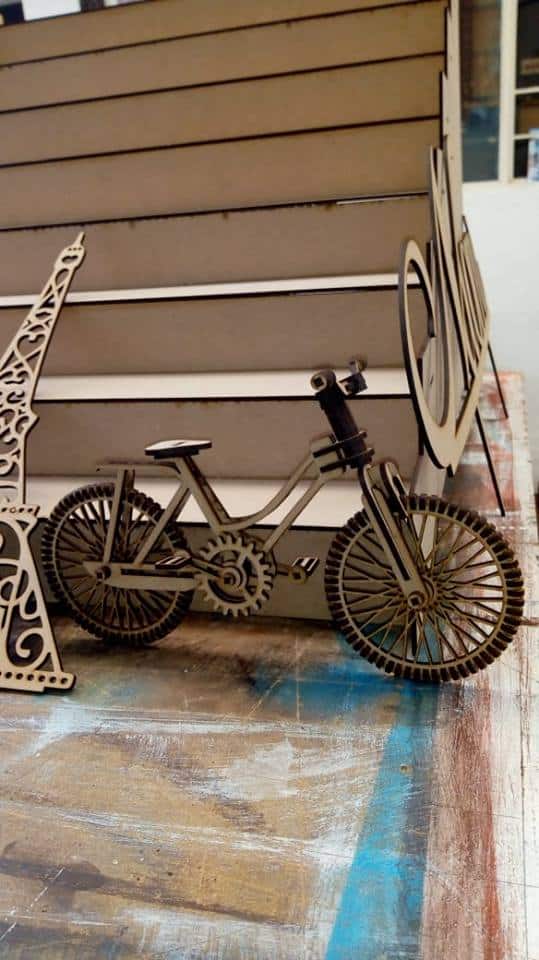 Diseño Innovador de Bicicleta Moderna