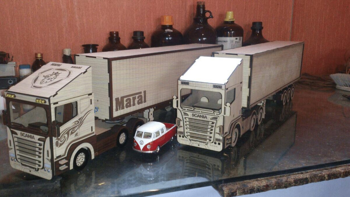 Tráiler con Caja: Ideal para Transporte Seguro