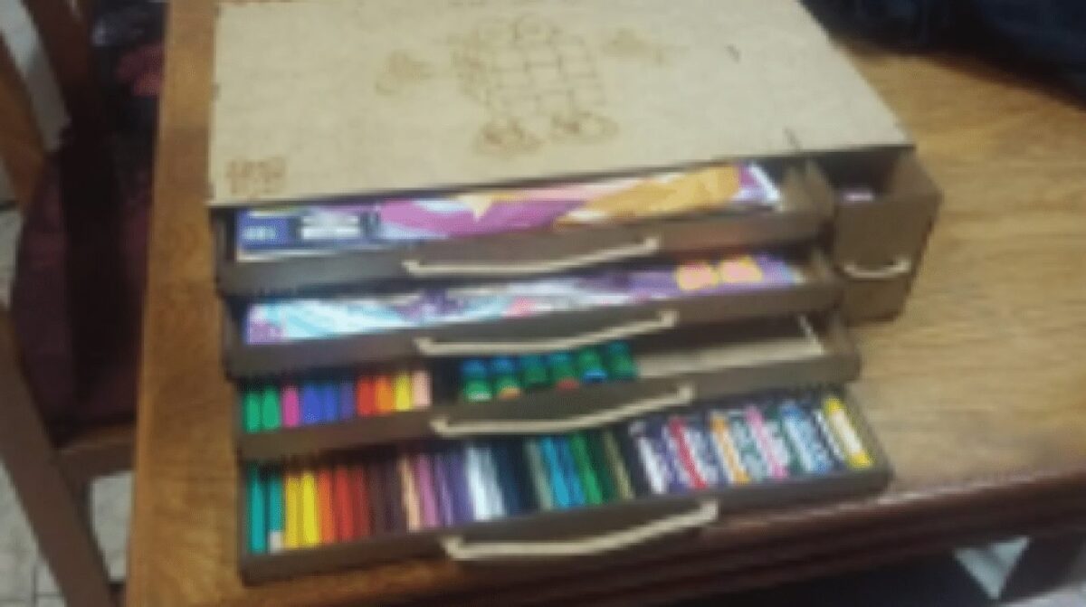 Organizador de lápices y colores: ¡Mantén tu espacio ordenado!