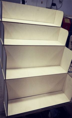 Exhibidor Vertical de 4 Niveles para Productos