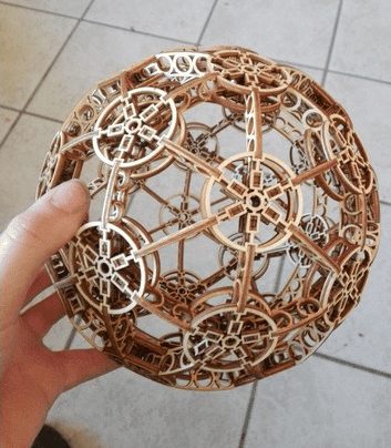 Esfera Armable: Diversión y Creatividad en Tres Dimensiones